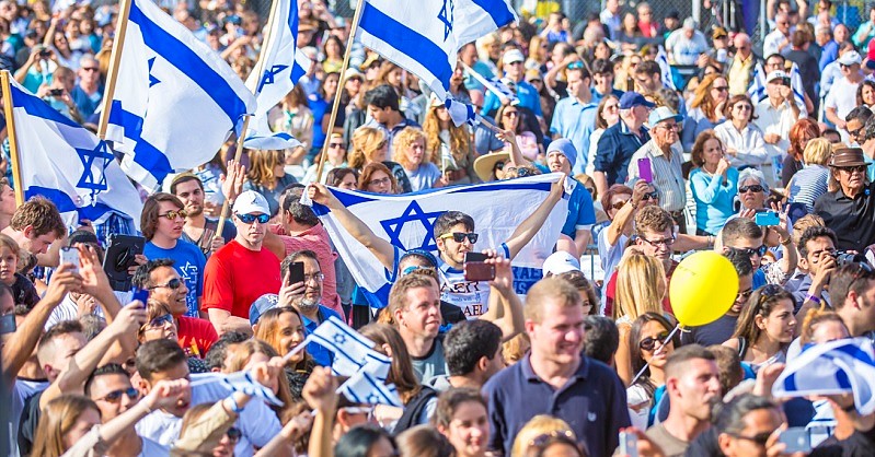 Szerda este szolidaritási istentiszteletet és virrasztást tartanak Erzsébetvárosban Izrael mellett