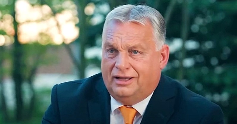 „Meglepi!” Igazi botrányhős tart Magyarországra Orbán meghívására