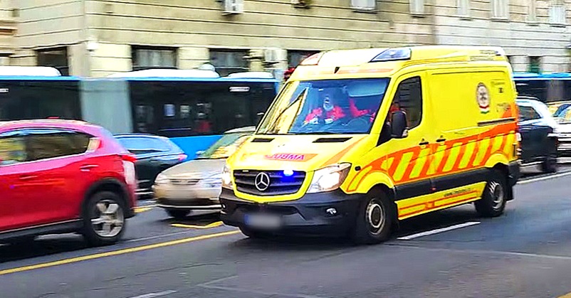 Mentőautó, mentők, Budapest, autók, közlekedés