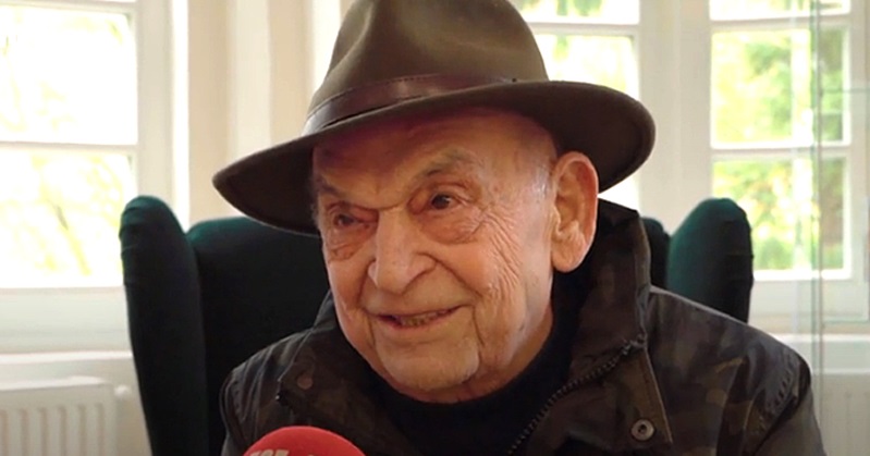 Bodrogi Gyula, fekete kabát, barna kalap