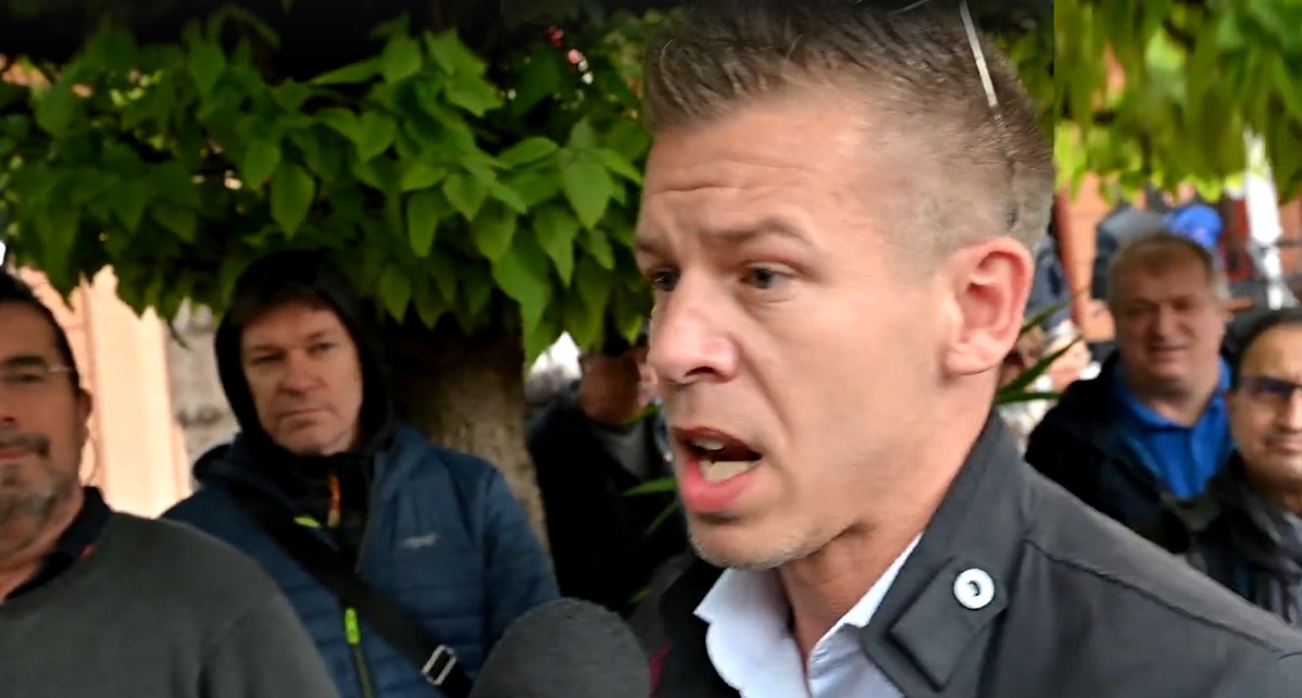 FRISS: Lemondásra szólították fel Magyar Pétert a hajnali kocsmai verekedés után