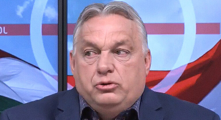 Újra megszólalt péntek hajnalban Orbán