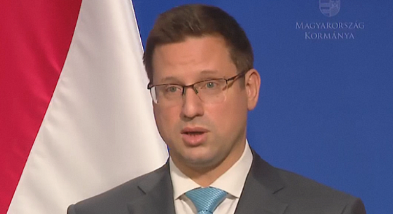 Gulyás Gergely váratlan bejelentést tett a kormányinfón a mini-Dubajról