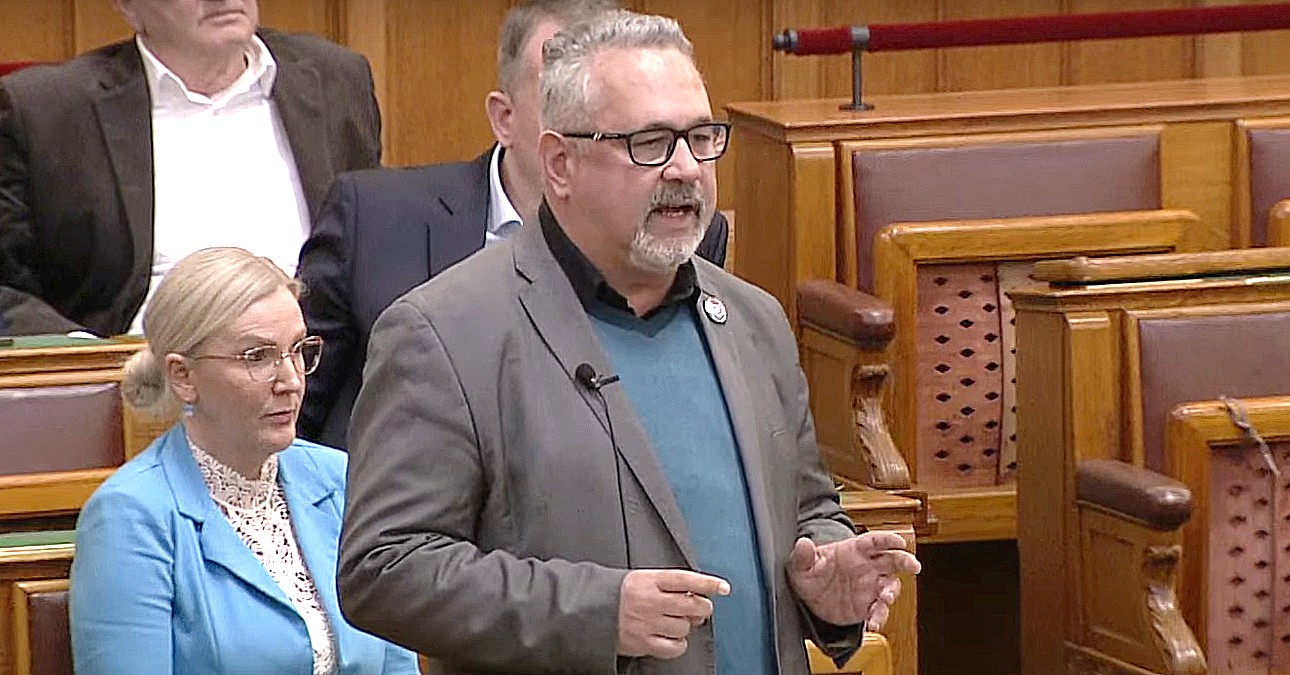 DK: Az Orbán-rendszer ellen nemcsak lehet és szabad, hanem  állampolgári kötelesség is tüntetni és tiltakozni!
