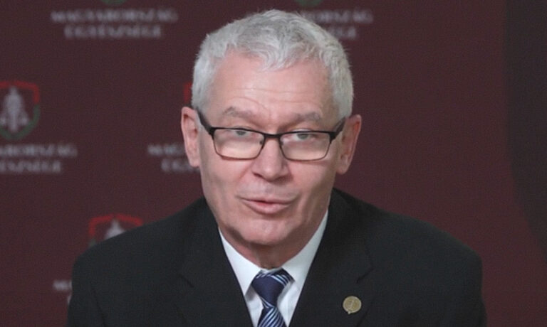 Hivatalos: Végleg eldőlt Polt Péter sorsa