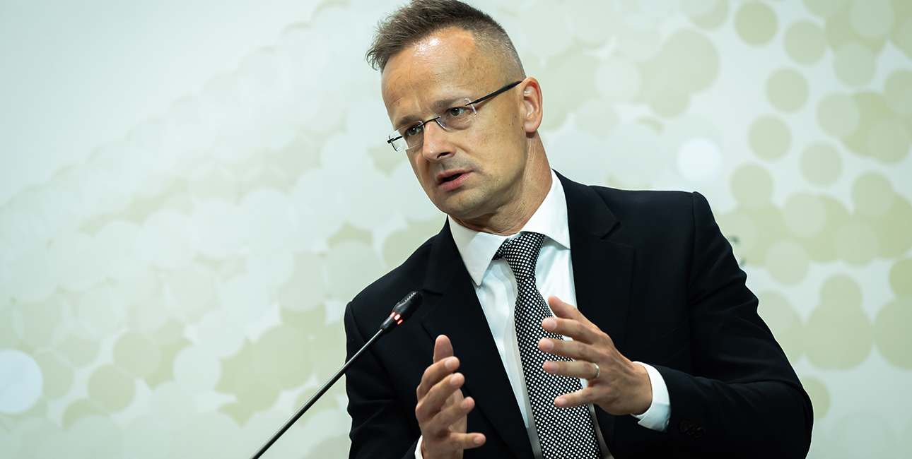 Mi folyik itt? Szijjártó Péter súlyos bejelentést tett a háborúról