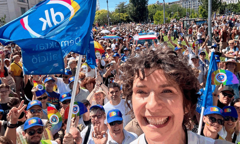 FRISS: Dobrev Klára feljelentette magát a rendőrségen Pride-on való részvétele miatt