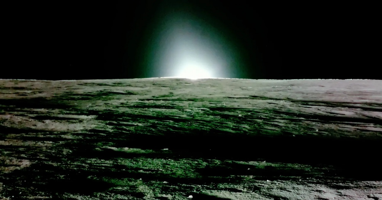 Történelmi felfedezést tettek magyar kutatók: Kiderült, még két holdja van a Földnek