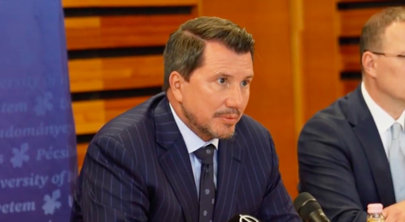 Váratlan fordulat: Lemond Barna Zsolt, a Pécsi Tudományegyetemet fenntartó alapítvány elnöke
