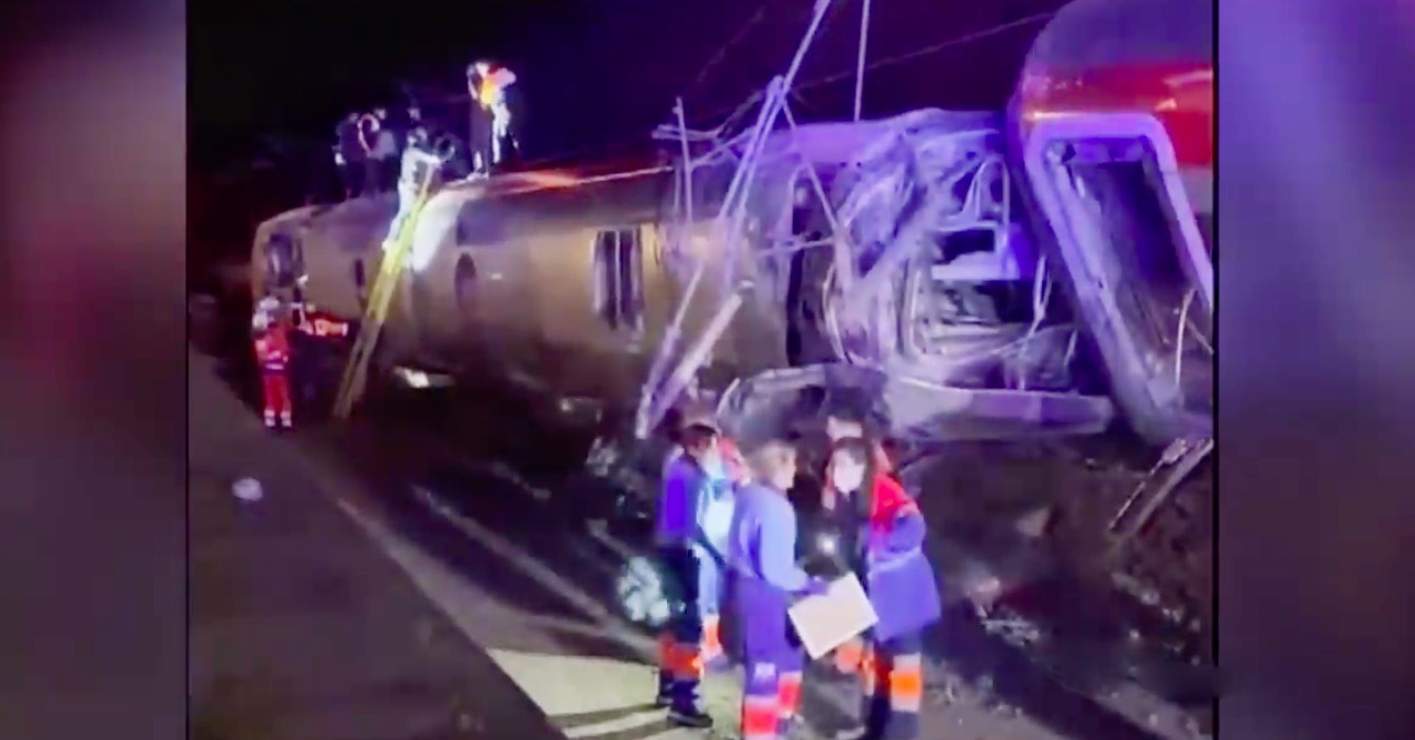 Sokkoló videó: Tovább nőtt a spanyol vonatszerencsétlenség áldozatainak száma