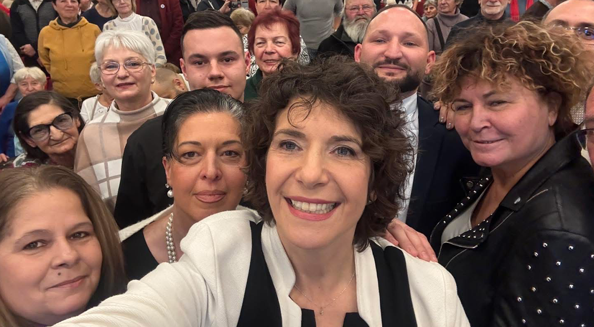 Dobrev Klára teltházas rendezvényt tartott Szentesen, 10 százalékos DK-val lenne elégedett (+videó)