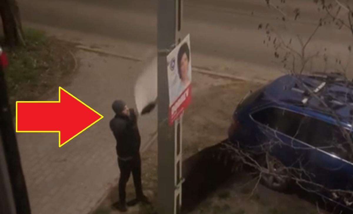 Levideóztak egy mocskos bűnözőt, aki egymás után tette tönkre az ellenzéki plakátokat
